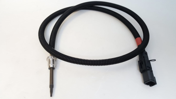 Volvo Truck 21412472 Temperature Sensor Brand: Volvo